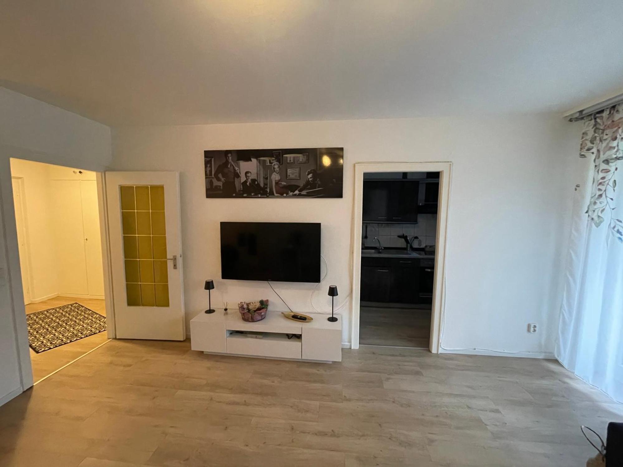 Gemuetliche, Moderne Wohnung Fuer 2-4 Personen 함브루크 외부 사진