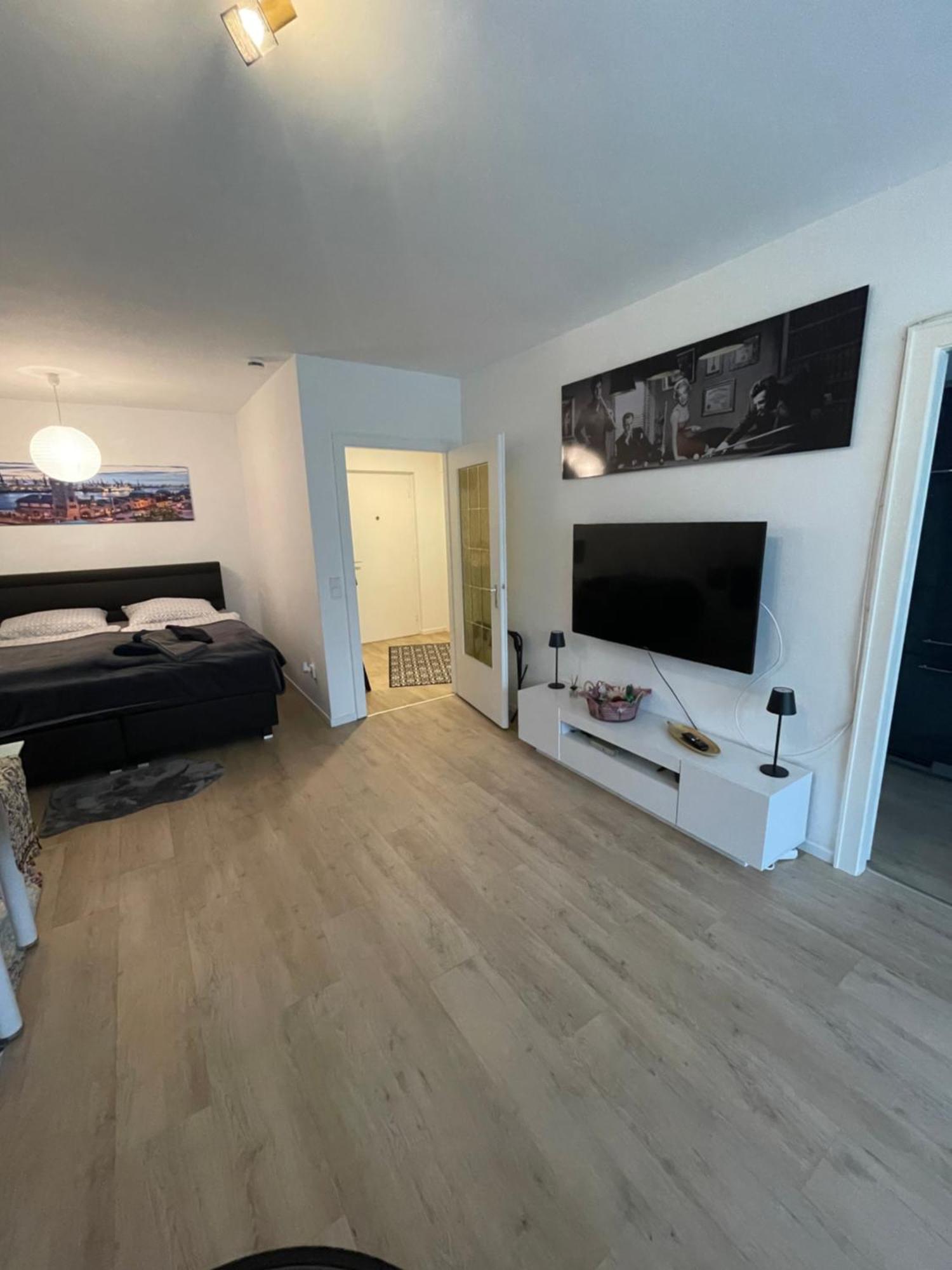 Gemuetliche, Moderne Wohnung Fuer 2-4 Personen 함브루크 외부 사진