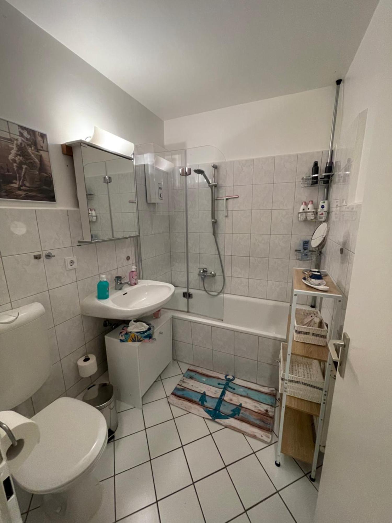 Gemuetliche, Moderne Wohnung Fuer 2-4 Personen 함브루크 외부 사진